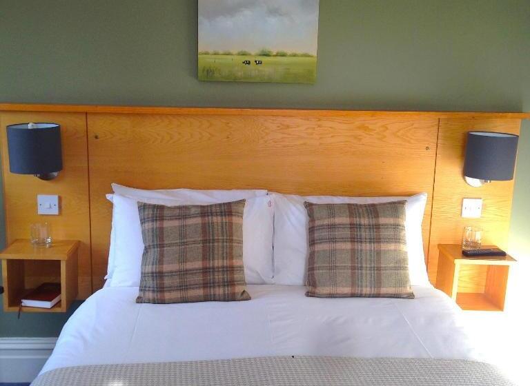 标准间, Castle Court