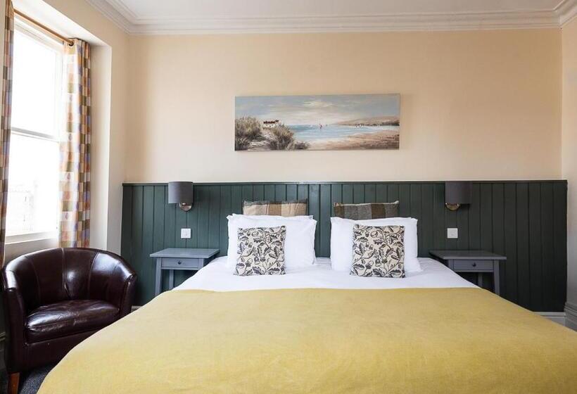 Quarto Estandar Cama King, Castle Court