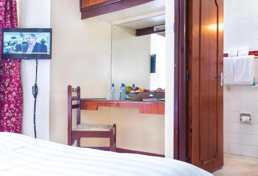 패밀리 룸, Methodist Resort