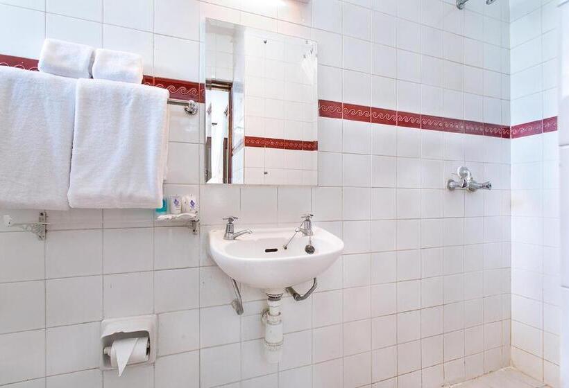 패밀리 룸, Methodist Resort