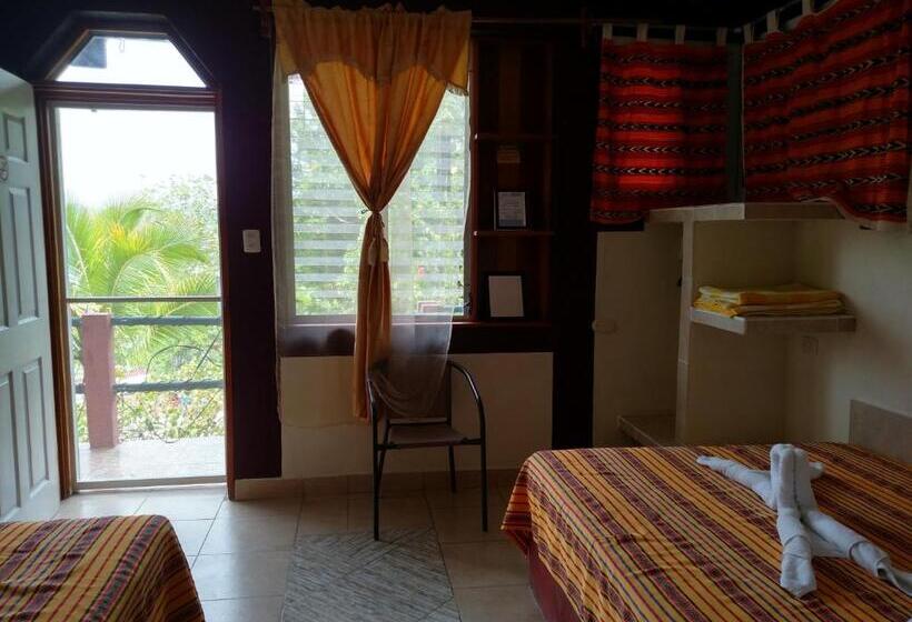 اتاق استاندارد با چشمانداز دریاچه, Zapote Tree Inn