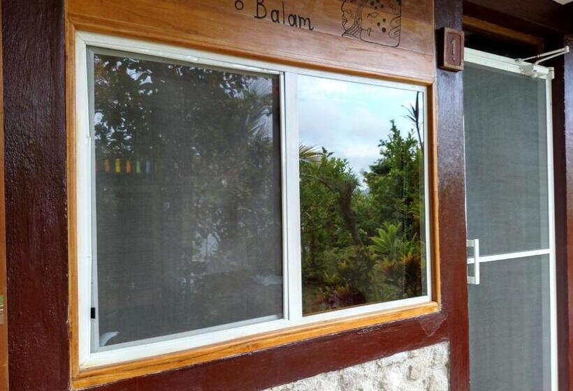 اتاق استاندارد سه نفره, Zapote Tree Inn