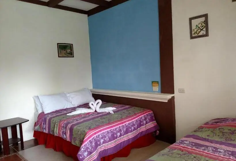 Economy Quadruple Room, Zapote Tree Inn