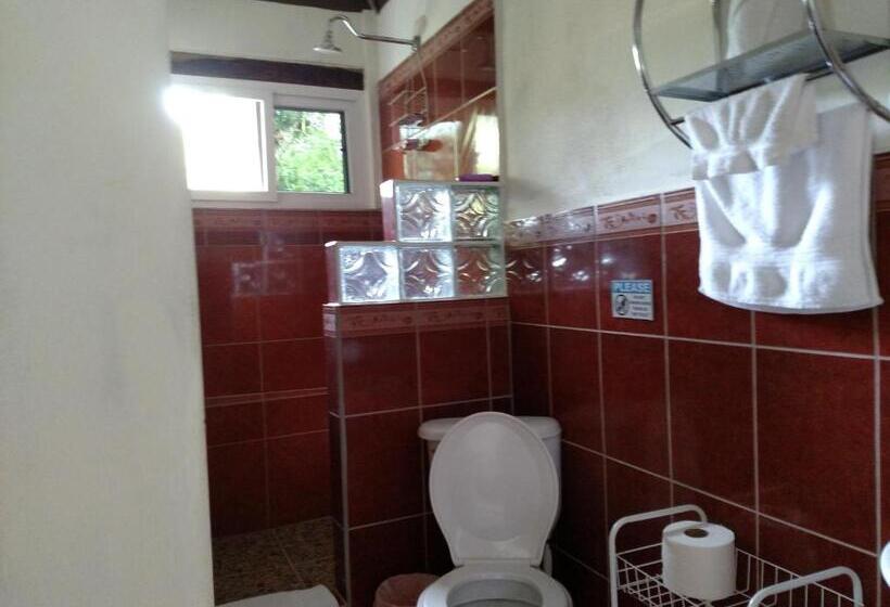 Economy Quadruple Room, Zapote Tree Inn