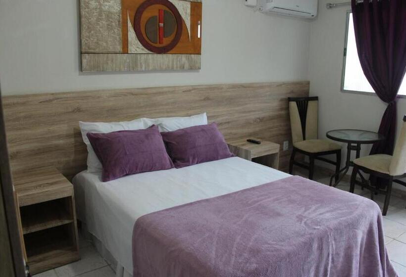 سوییت با چشمانداز استخر, Pousada Das Palmeiras