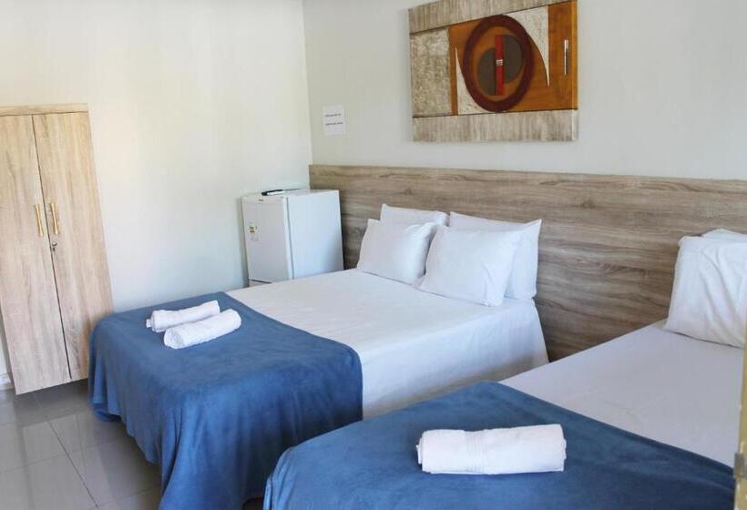 اتاق استاندارد سه تخته با چشمانداز استخر, Pousada Das Palmeiras