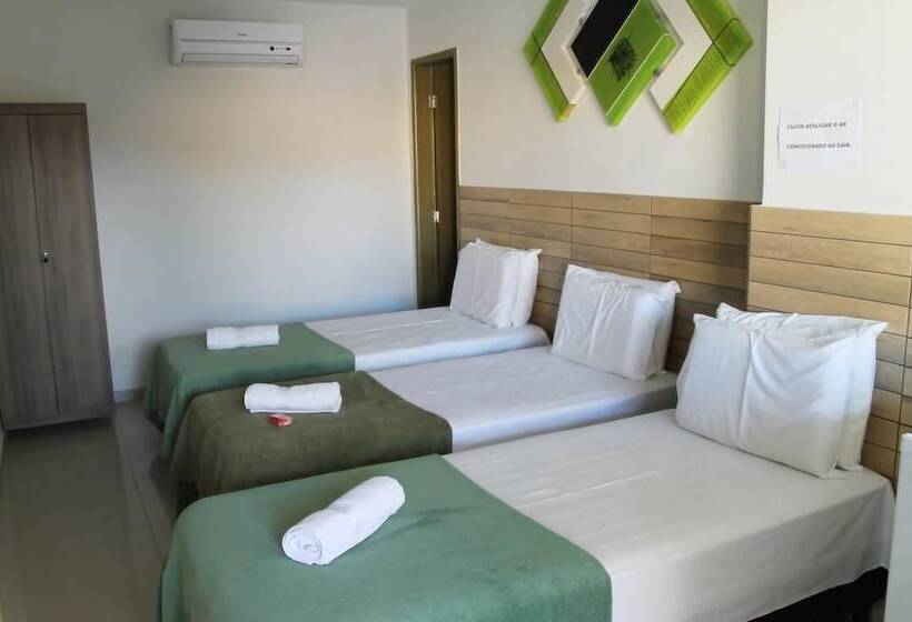 اتاق استاندارد سه نفره, Pousada Das Palmeiras