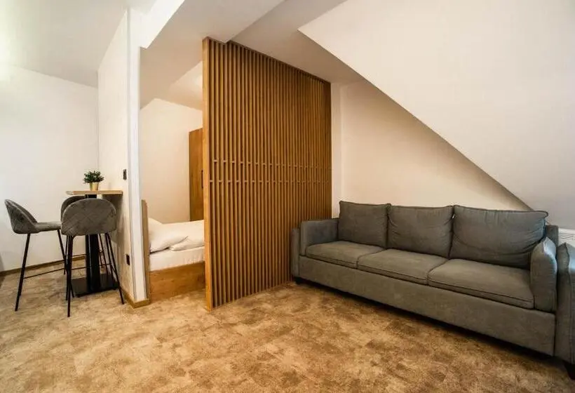 استودیوی سوپریور, Apartments Suncani Vrhovi Kopaonik