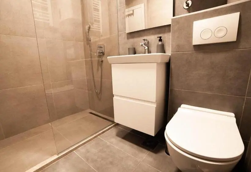 استودیوی سوپریور, Apartments Suncani Vrhovi Kopaonik