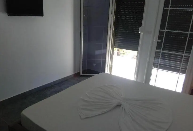 اتاق استاندارد, Guest House Solive
