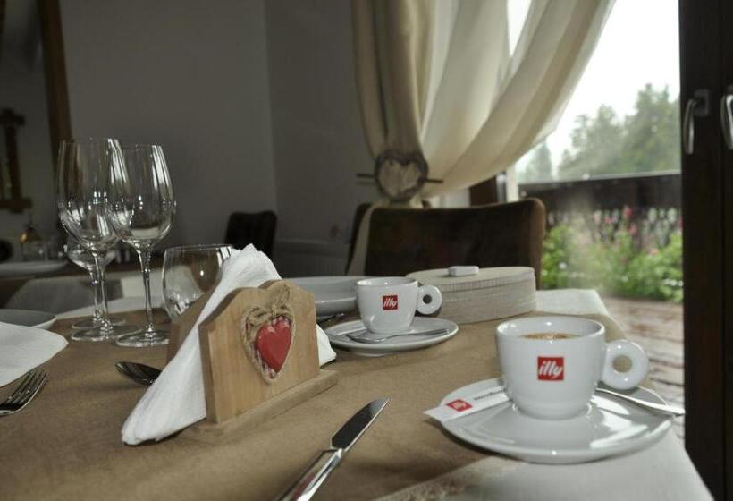 דירה בת חדר שינה 1 עם מרפסת, La Monitori