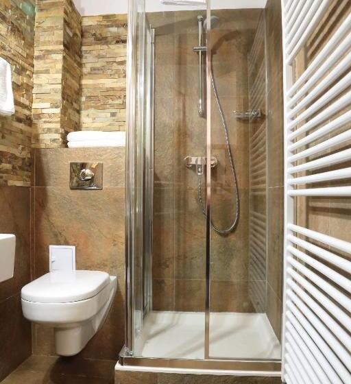 דירה בת חדר שינה 1 עם מרפסת, La Monitori