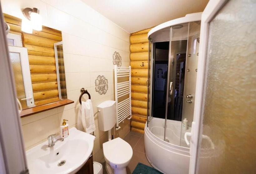 غرفة قياسية, Vila Adr