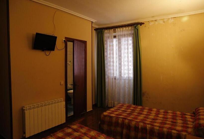 اتاق استاندارد, Pension Iberia