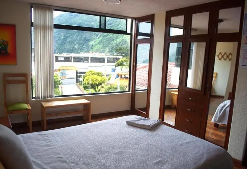 スタンダード４人部屋, Hostal Monte Carmelo