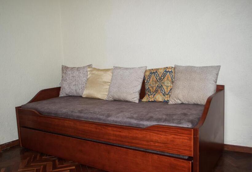 Comfort Kolmen Hengen Huone, Hostal Monte Carmelo
