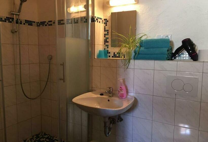 침실 1개 아파트, Maurushaus