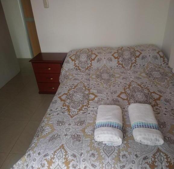 스탠다드 트리플 룸, Hostal Terito