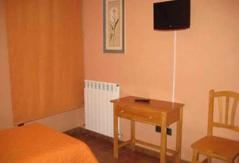 Camera Standard, Hostal Guarni