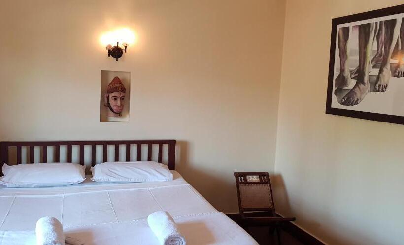 Номер Deluxe, Raintree Lodge