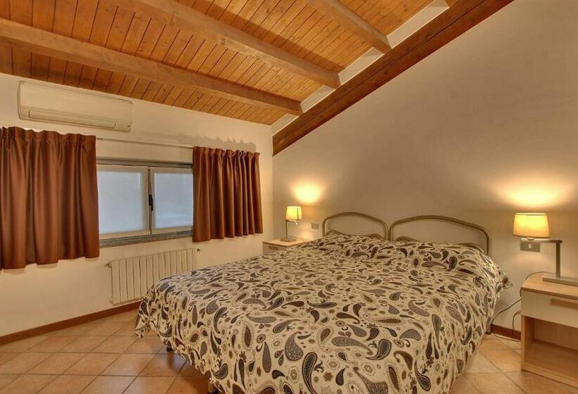 آپارتمان 2 خوابه, Residence Il Cascinetto