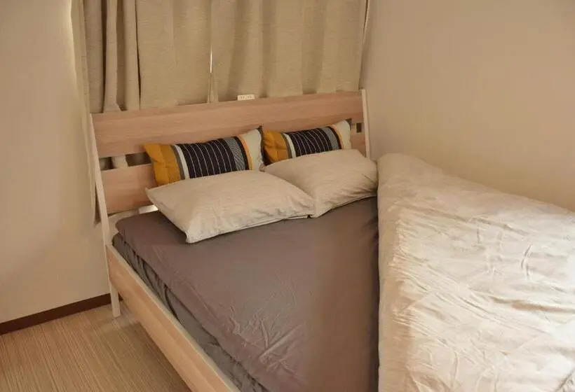 Huoneisto 1 Makuuhuone, Guesthouse Azito