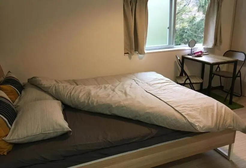 Huoneisto 1 Makuuhuone, Guesthouse Azito