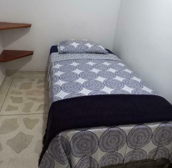 غرفة قياسية فردية, Hostal El Recreo