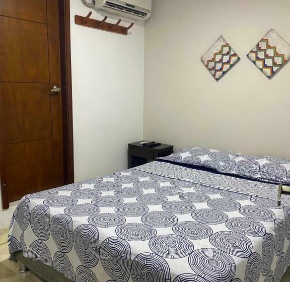 غرفة قياسية, Hostal El Recreo