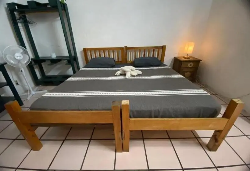 اتاق استاندارد, Hostal Luz De Luna Nuyoo