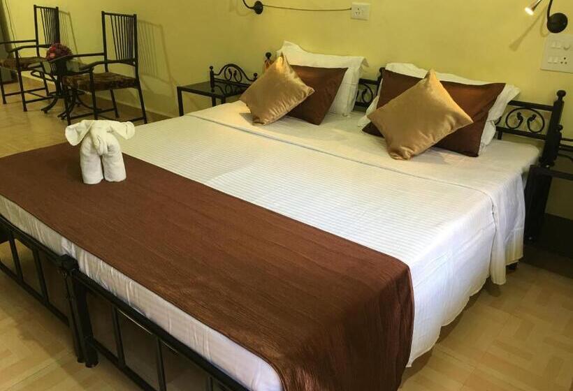 Номер Deluxe, John S Highland Comfort