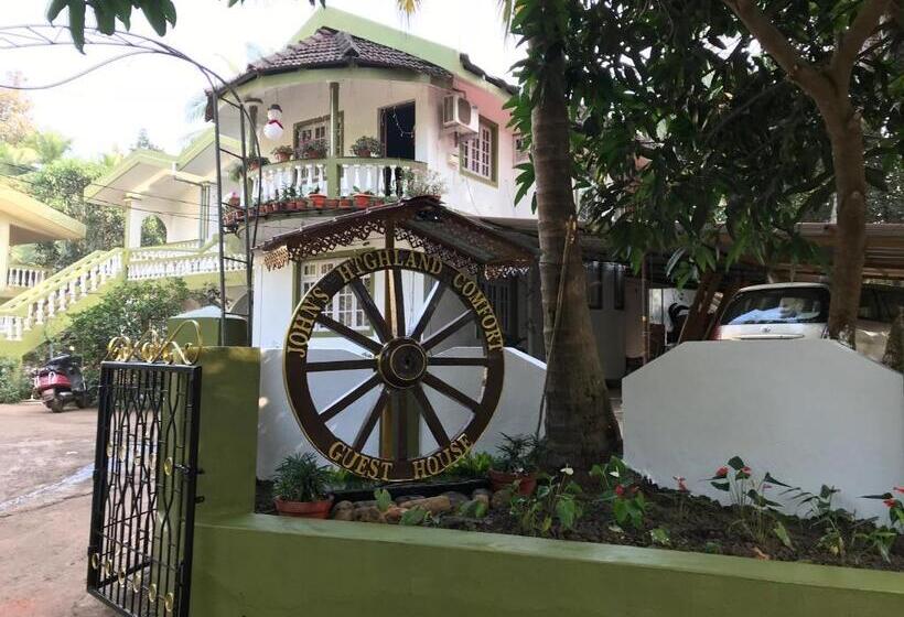 Полулюкс с Балконом, John S Highland Comfort