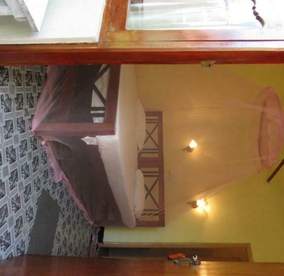 スタンダードルーム, Why Not Guest House