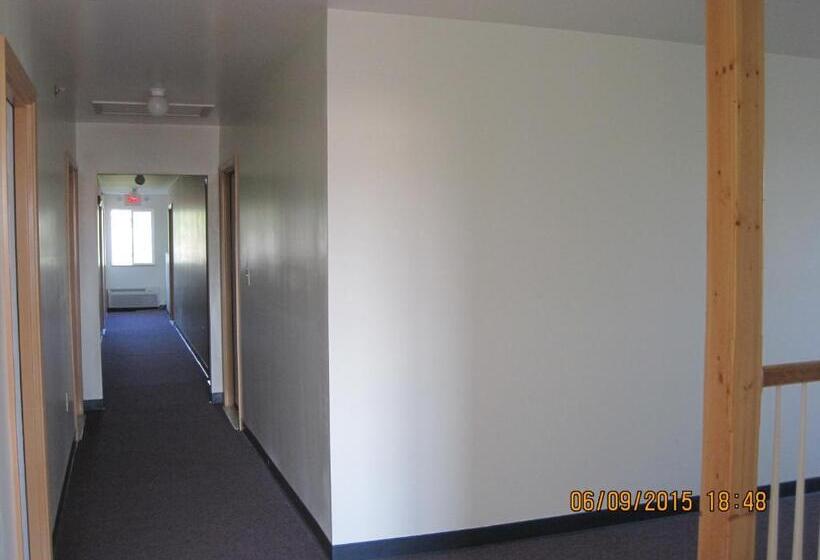 חדר סטנדרט עם מיטת קינג, Stay Inn And Suites