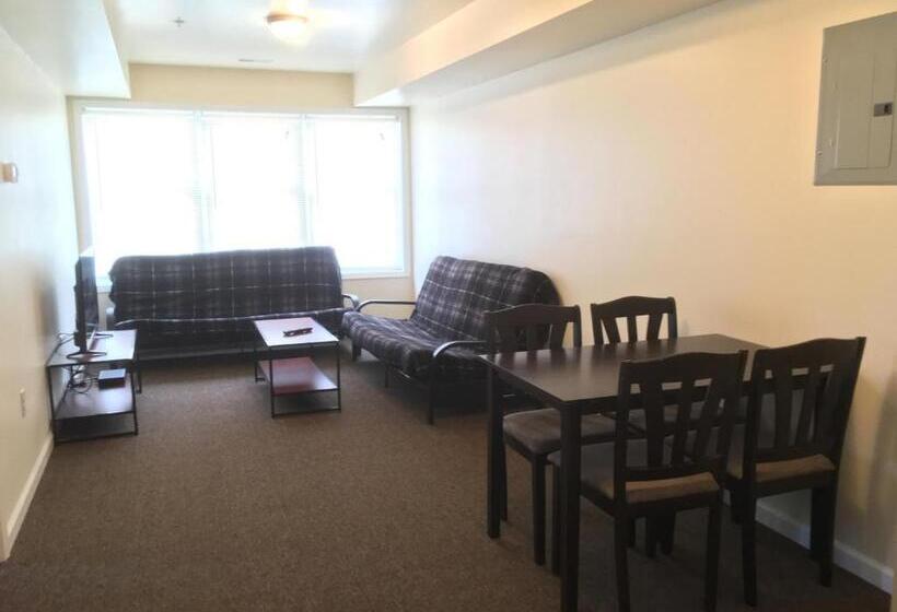 סוויטת 2 חדרי שינה, Stay Inn And Suites