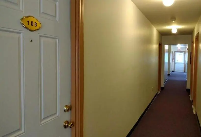 身障者適用キングサイズベッドルーム, Stay Inn And Suites