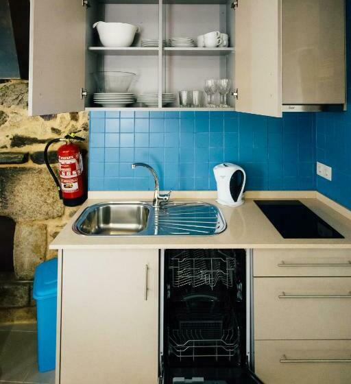 شقة غرفة واحدة, Vougaldeias Casas Da Seara