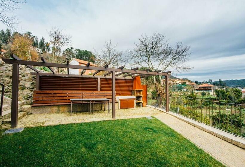 شقة غرفة واحدة, Vougaldeias Casas Da Seara