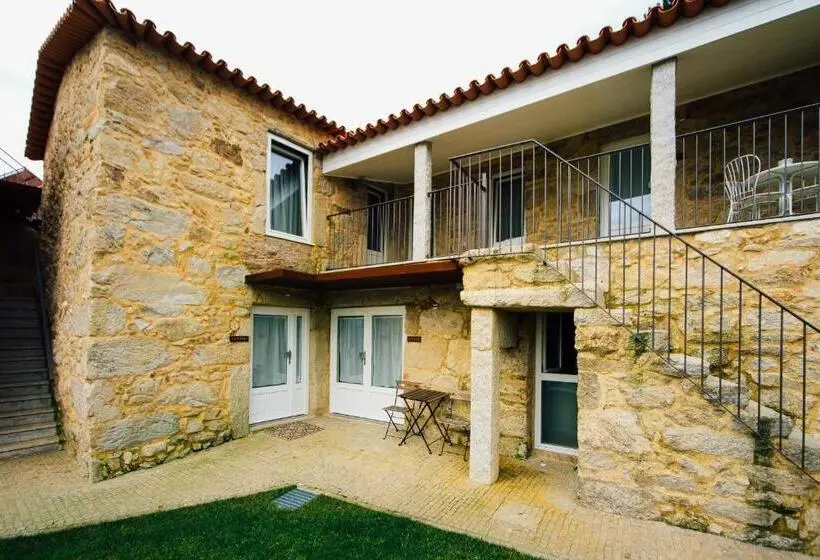 Sviitti, Vougaldeias Casas Da Seara