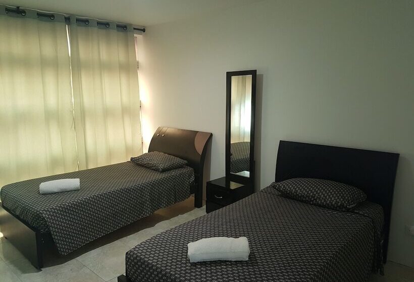 Номер Стандарт, Hostal Central Beach