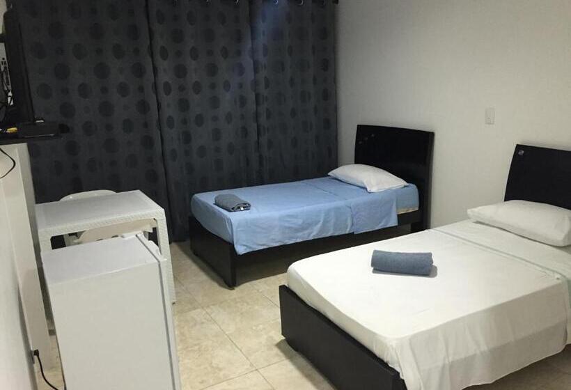 Номер Стандарт, Hostal Central Beach