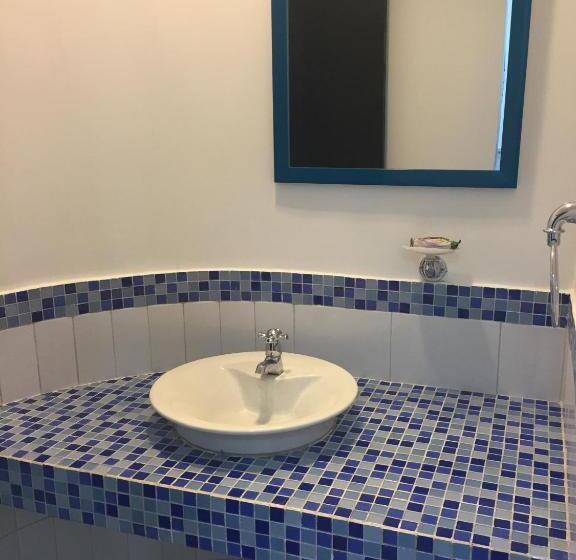 Номер Стандарт Трехместный, Hostal Central Beach