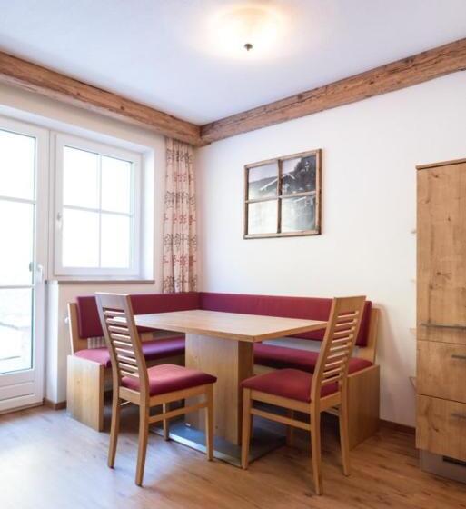 דירת חדר, Gsenghof