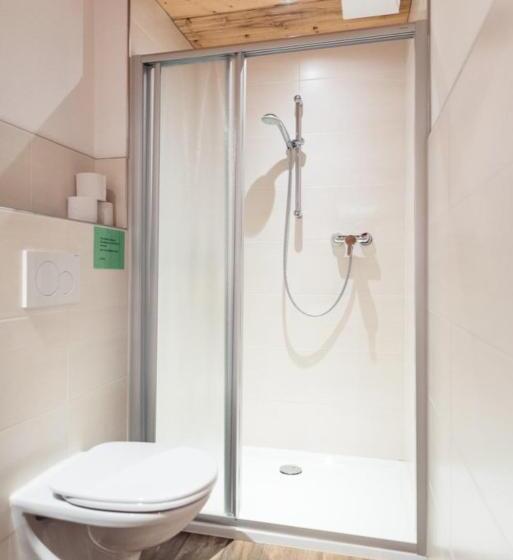 דירת חדר, Gsenghof