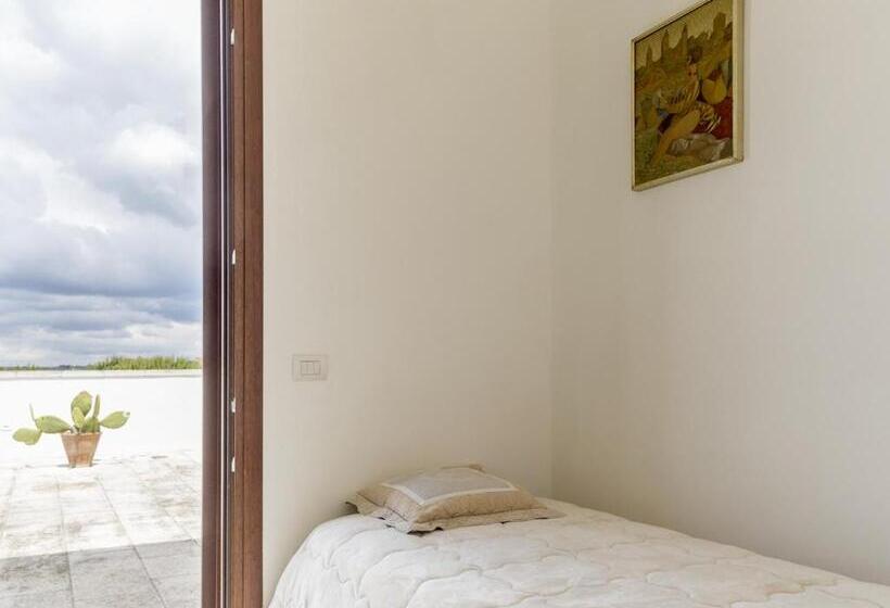 חדר סטנדרט לשלושה, Tenutayala   Residenza Agrituristica