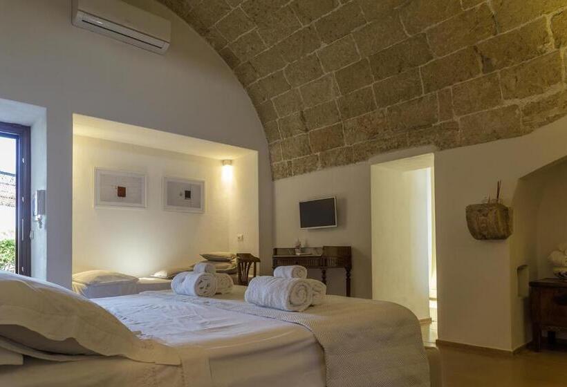 חדר סטנדרט לארבעה, Tenutayala   Residenza Agrituristica