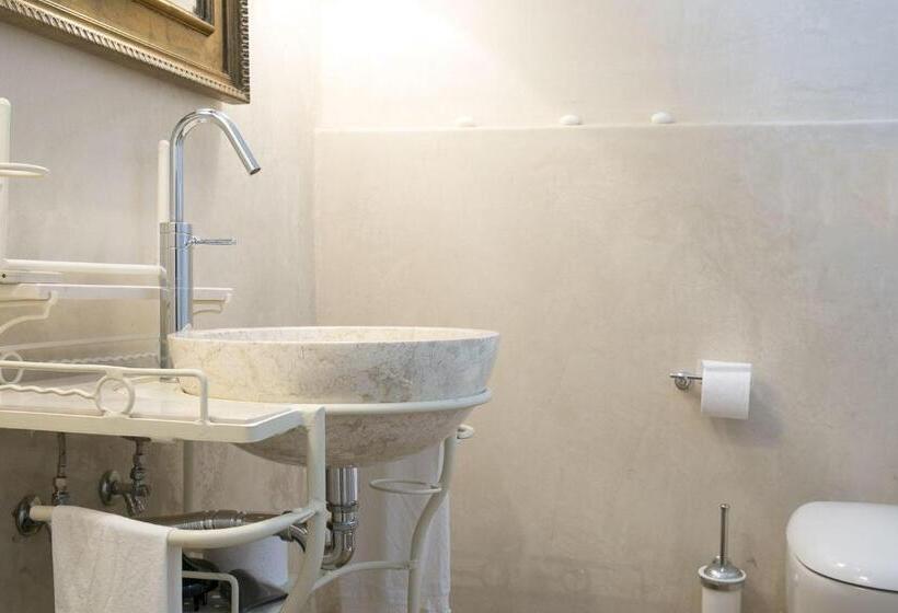 חדר סטנדרט לארבעה, Tenutayala   Residenza Agrituristica