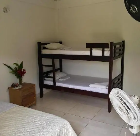 ファミリールーム, Palomino Breeze Hostal