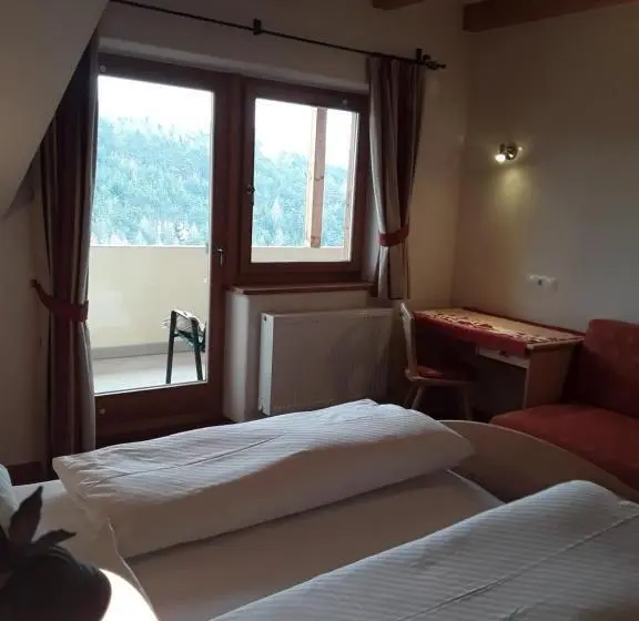 Standard-huone Puutarhanäkymä, Pension Marchnerhof