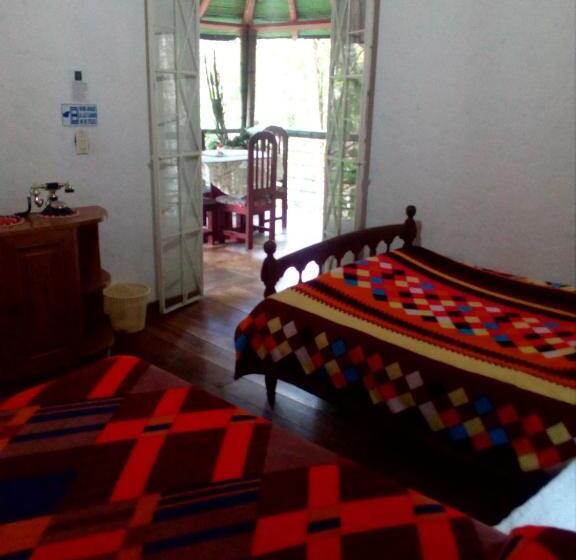 חדר משפחתי, La Posada Del Cucú